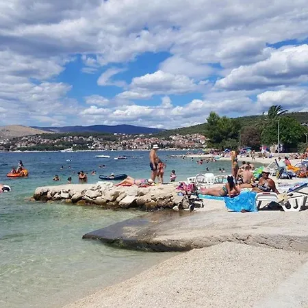 Lux Adriatica Апартаменти *