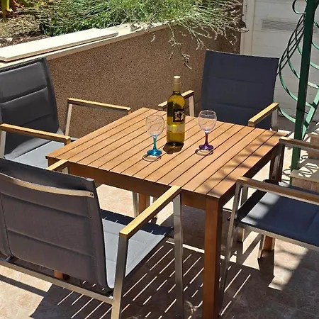 Lux Adriatica Апартаменти